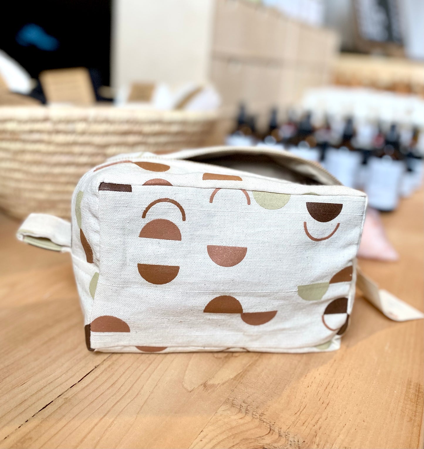 Cosmetic and Toiletry Bags by Creamos